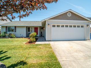 2421 NE 166th Pl, Vancouver, WA 98684
