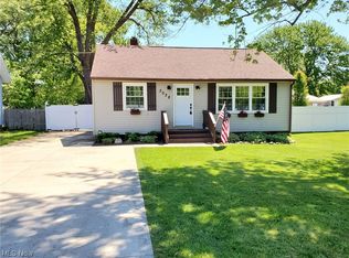 3028 Dickenson Rd, Ashtabula, OH 44004