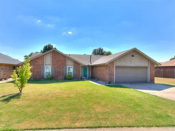 2816 Morgan Trl, Edmond, OK 73003