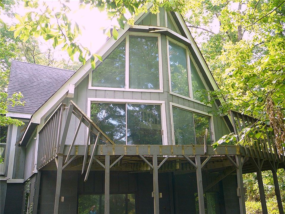 1st image of 117 Barrett Cir