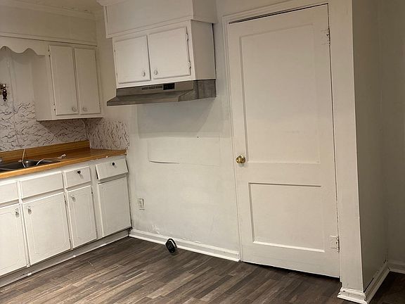 5th image of 1105 N McLemore Ave #A