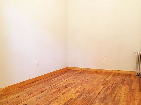 5th image of 465 Hicks St #1