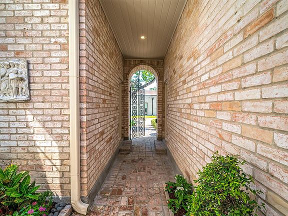 5th image of 5753 Indian Cir