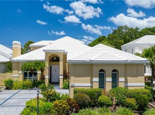 7654 Club Ln, Sarasota, FL 34238