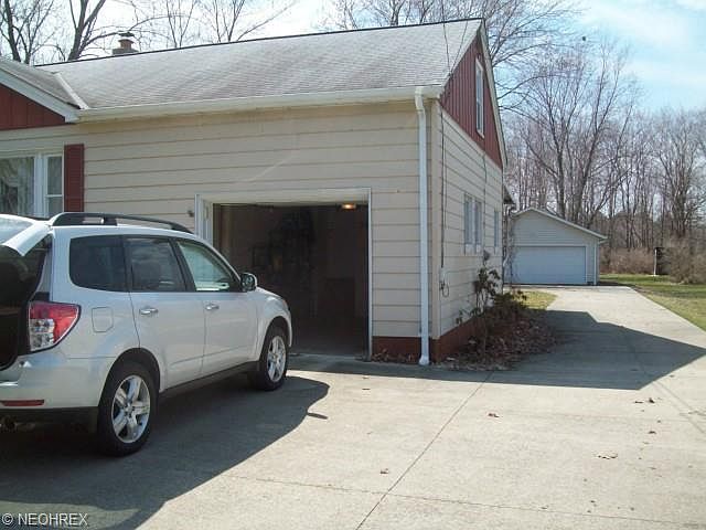 1st image of 656 Maplewood Ave