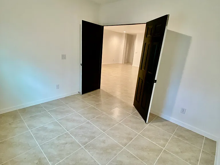 182 Glass Onion Dr — Photo 11