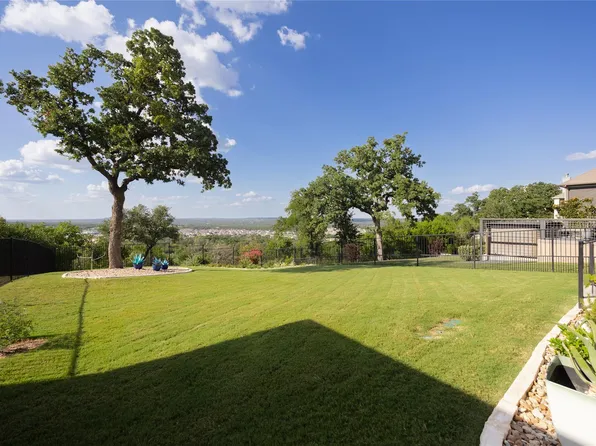 737 Faith Dr, Liberty Hill, TX 78642