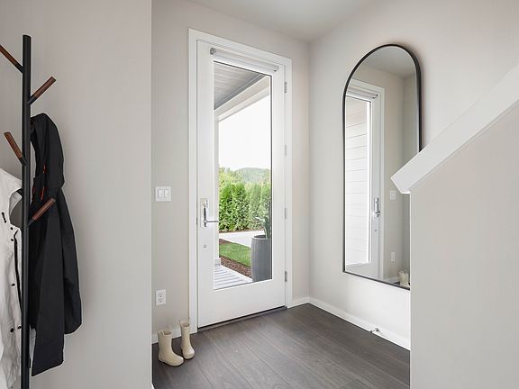 Interior Image For The Lilac