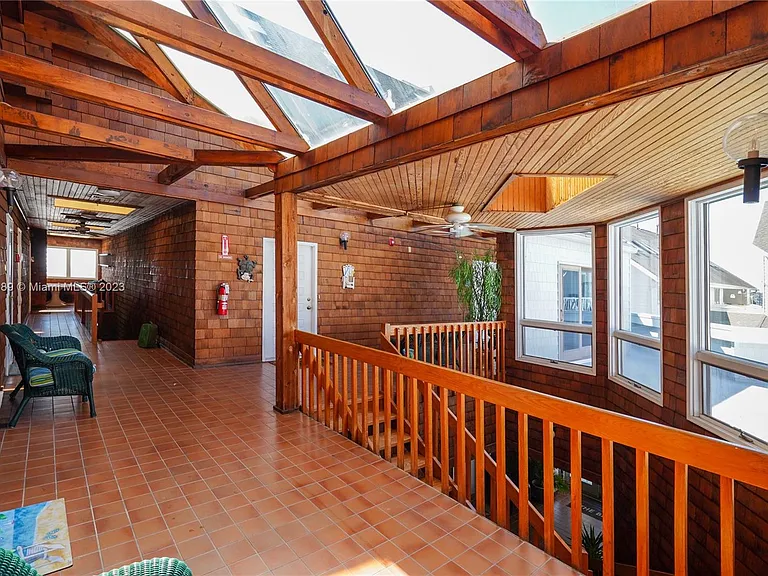 900 Ocean Ave #108 — Photo 33