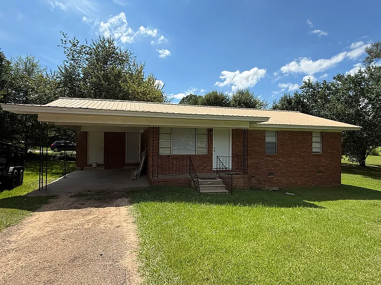 362 Reagan Dr — Photo 4