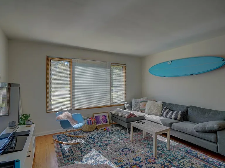 4922 Ascot Ln #3 — Photo 2