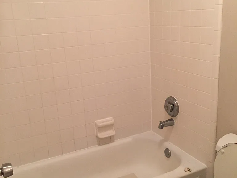 536 Granville Ct — Photo 13