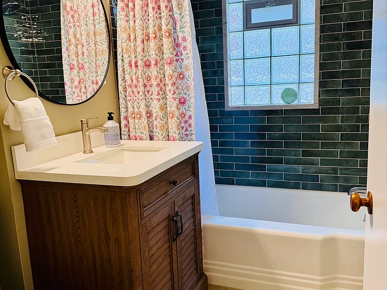 1001 N Harlem Ave #D — Photo 6