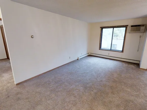 2310 Mortensen Pkwy, Ames, IA 50014