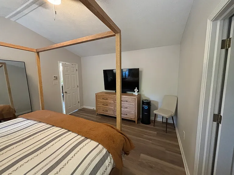 218 Walter Ct — Photo 35