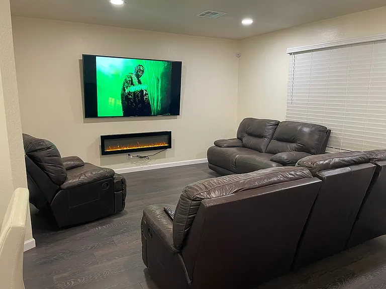 6807 Bender Dr — Photo 3