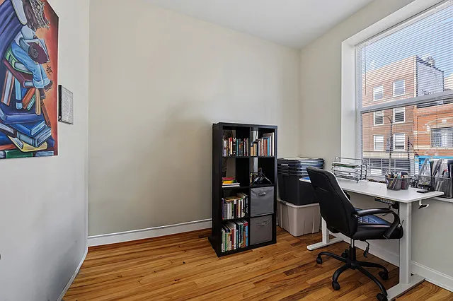 1851 W Chicago Ave #2F — Photo 4