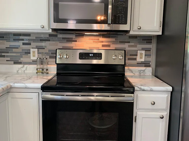 Electric Range and Microwave