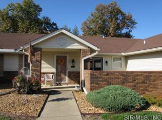 1360 Normandy Dr, Godfrey, IL