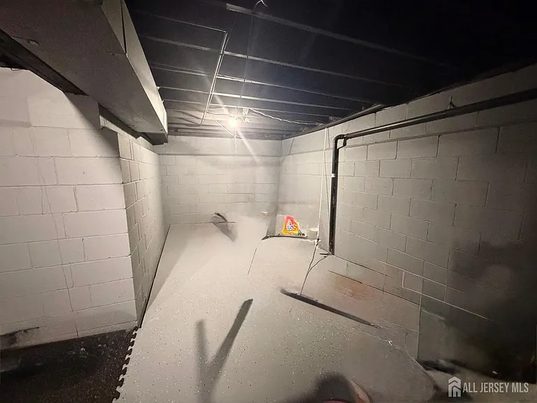 100 Riverbend Dr — Photo 12