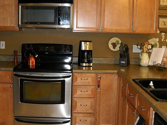 4th image of 10805 W Sands Dr
