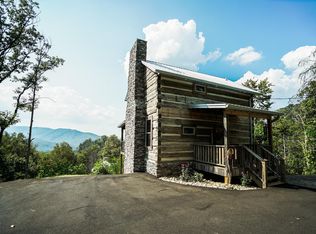 813 Old New Ground Rd, Gatlinburg, TN 37738