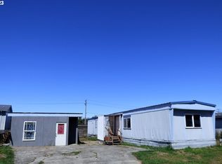 1246 Indiana Ave SE, Bandon, OR 97411