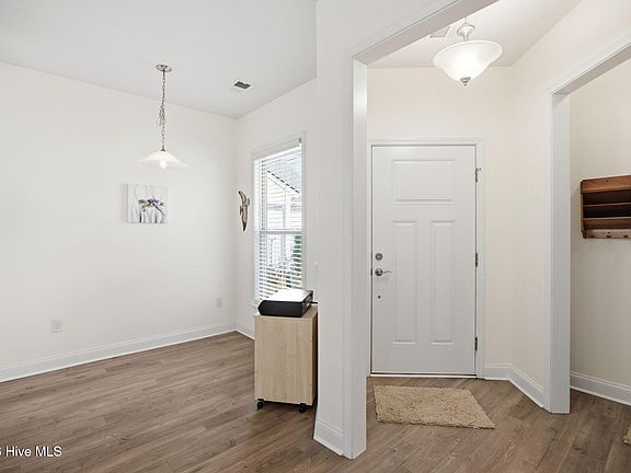 4th image of 1110 Snowden Road