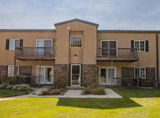 3 27th St Unit 203, Spirit Lake, IA 51360