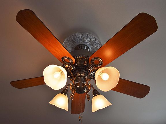 5th image of 117 College Ave #9