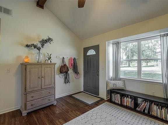 5th image of 7990 Kara Ln