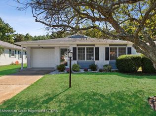 35 Meadowbrook Rd, Brick, NJ 08723