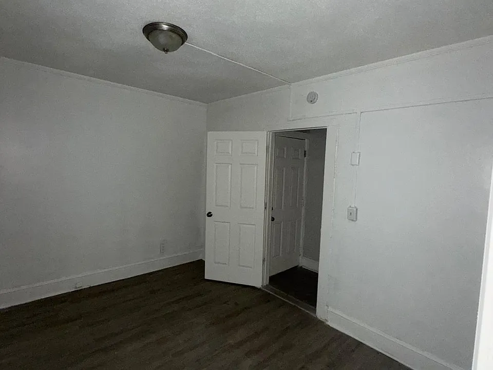 252 Sisson Ave #B-1