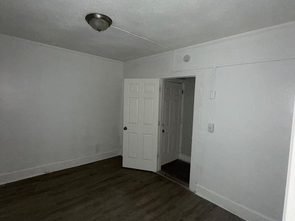 252 Sisson Ave APT B1