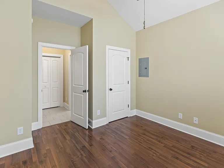 1624 Brook Hollow Dr #1-B — Photo 21