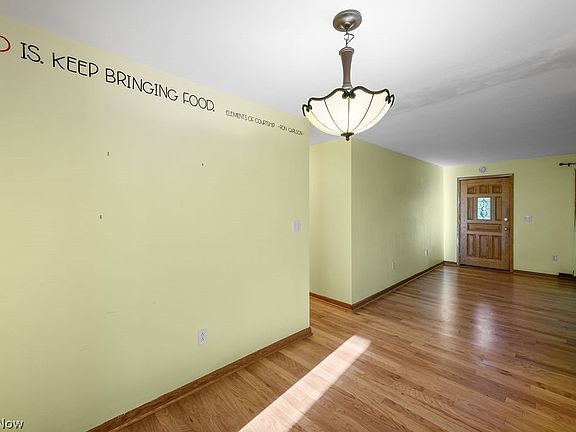 5th image of 11363 Dupont Rd