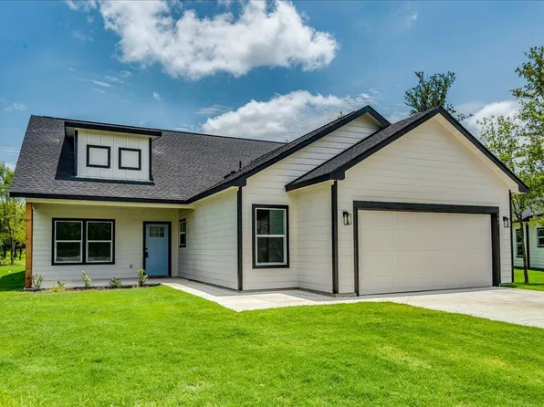 107 Keahi Ct, Bastrop, TX 78602