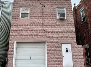 302 Essex St, Gloucester City, NJ 08030