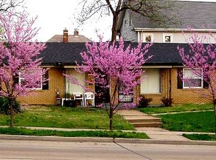 2138 Bellevue Ave, Saint Louis, MO 63143