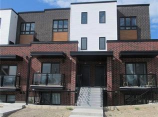 243 Chapel Hill Dr, Kitchener, ON N2R 1N2