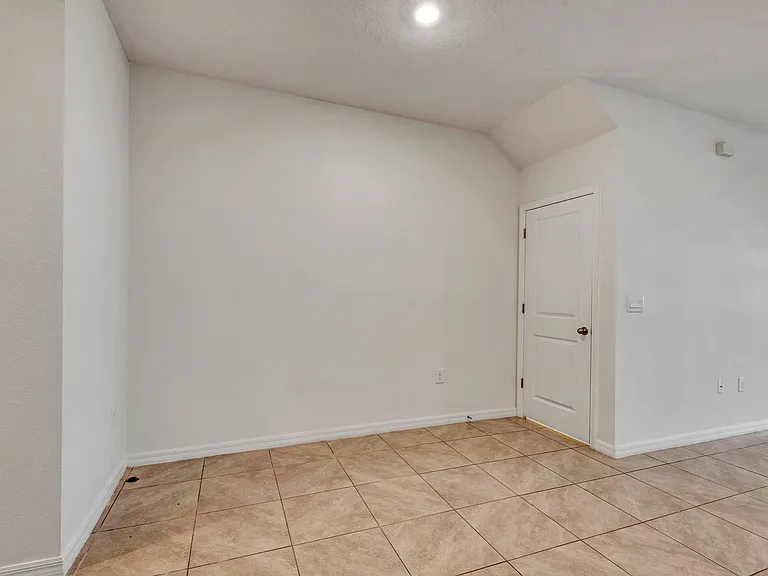 136 Mangrove Shade Cir — Photo 13