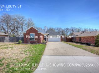 224 Leuty St, Justin, TX 76247