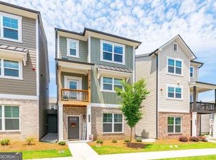 324 Hayden Cir, Woodstock, GA 30189