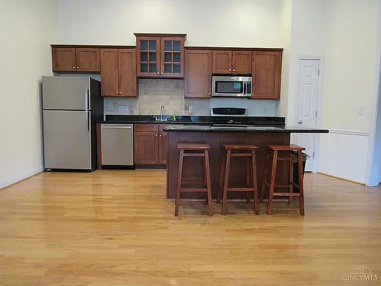 252 Stetson St #103 — Photo 7