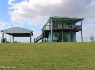 219 Bungalow Ln, Tchula, MS 39169