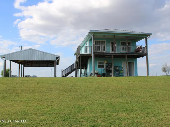 119 Bungalow Ln, Tchula, MS 39169