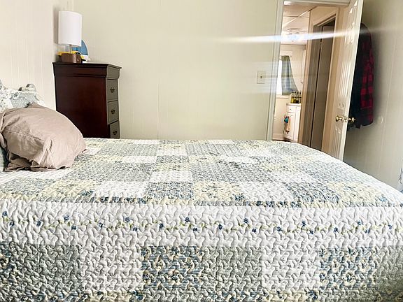 5th image of 15 Highland Ave #6