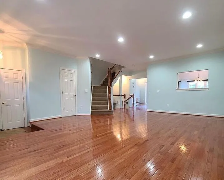 14240 Madrigal Dr — Photo 3