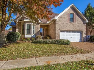 124 Middleboro Cir, Franklin, TN 37064