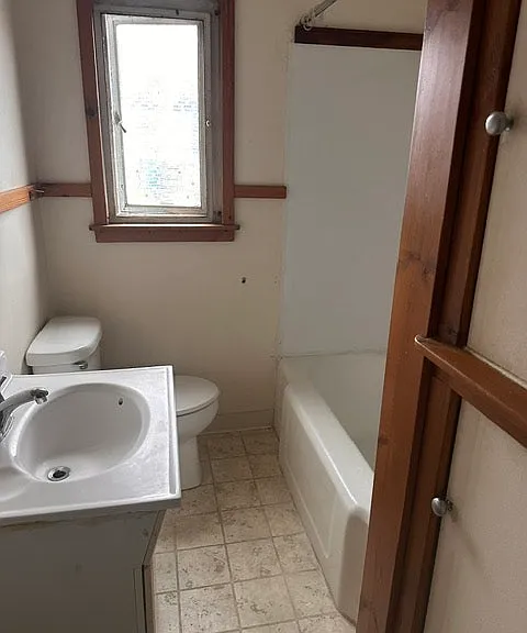 1430 Ridge Ave #1 — Photo 3